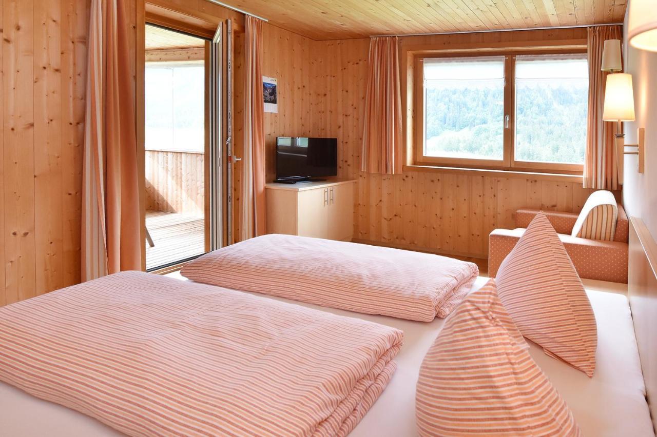 Bed and Breakfast Panoramahof Eggele Schoppernau Exterior foto