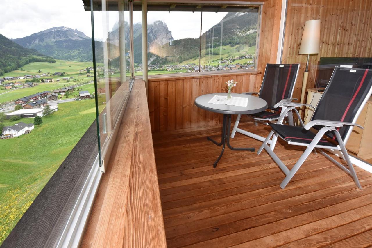 Bed and Breakfast Panoramahof Eggele Schoppernau Exterior foto