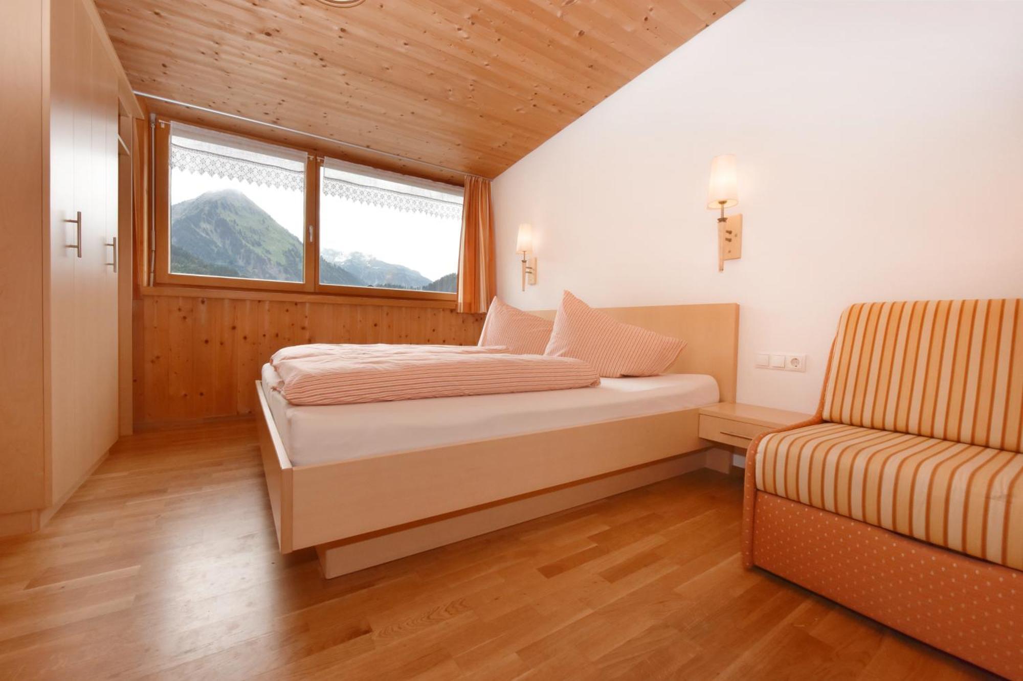 Bed and Breakfast Panoramahof Eggele Schoppernau Exterior foto