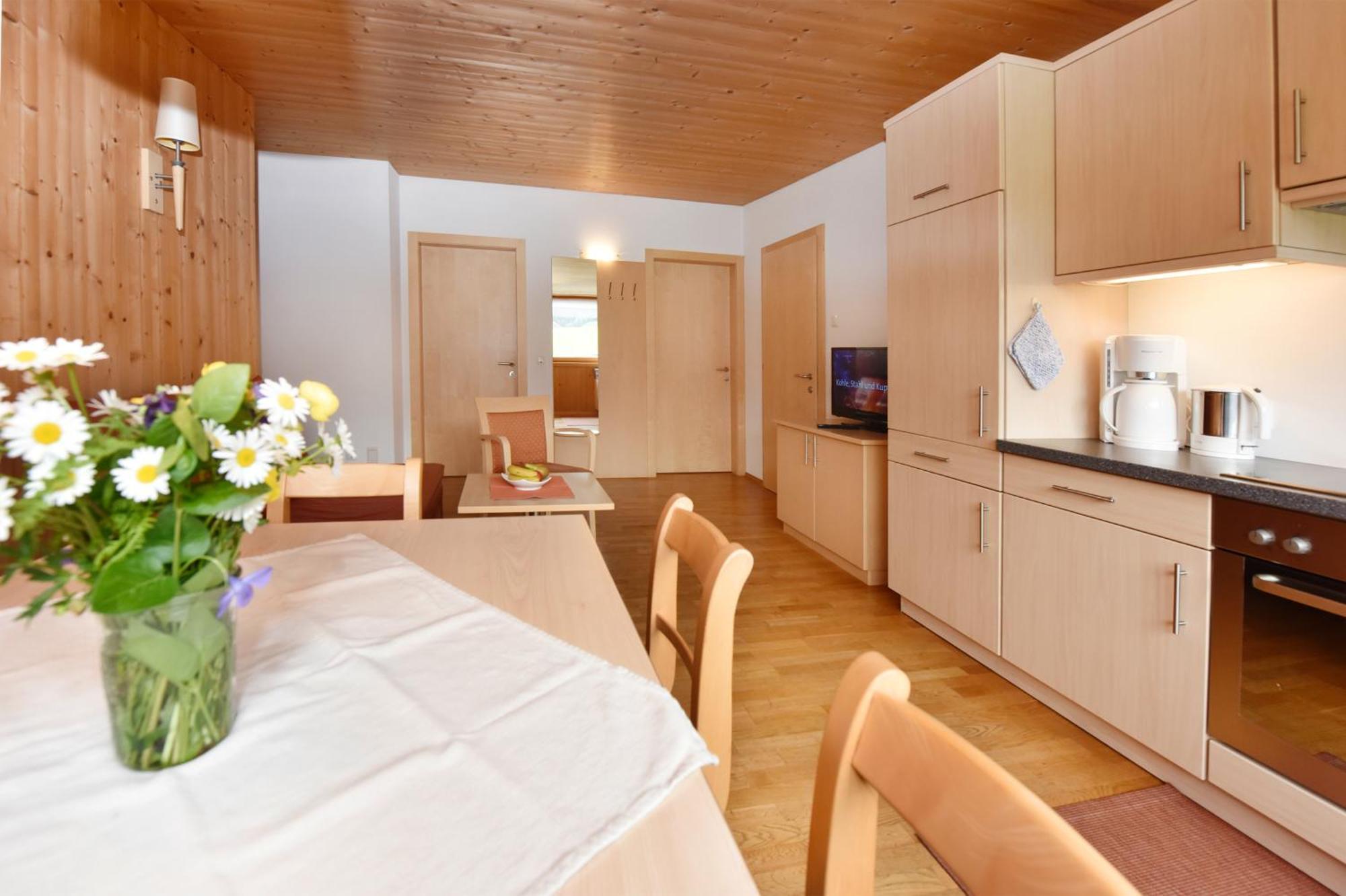 Bed and Breakfast Panoramahof Eggele Schoppernau Exterior foto