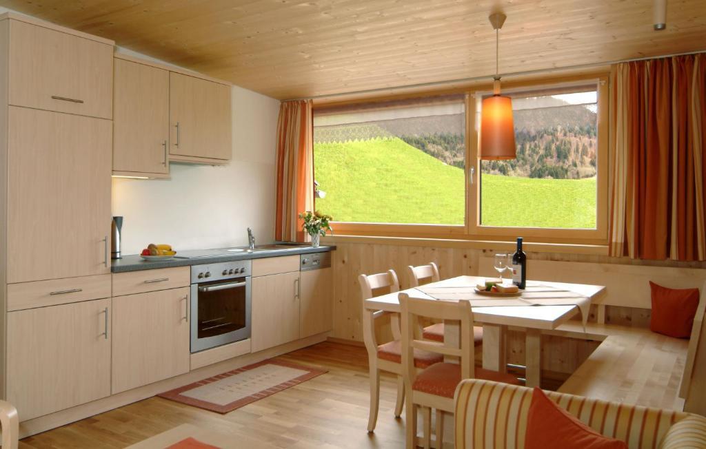 Bed and Breakfast Panoramahof Eggele Schoppernau Habitación foto